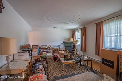 600 Mcclure St, Old Forge, PA 18518 - photo 7