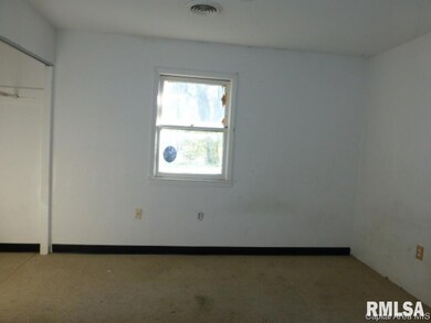 3034 E Elm St, Springfield, IL 62702 - photo 5