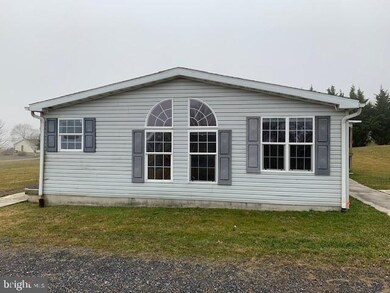 1099 Apple Way, Saint Thomas, PA 17252 - photo 3