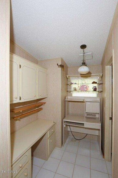 Home Office area