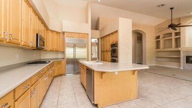 1144 W Enfield -17