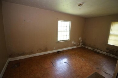 1626 Lincoln St, Laurel, MS 39440 - photo 7