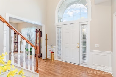 419 Matthews Estates Rd, Matthews, NC 28105 - photo 2