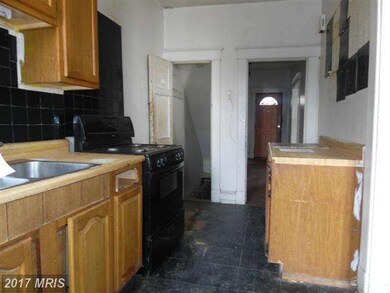 331 Marydell Rd, Baltimore, MD 21229 - photo 6