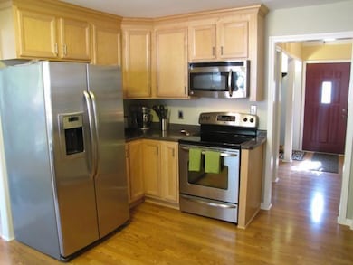 11406 W 71st St, Shawnee, KS 66203 - photo 3