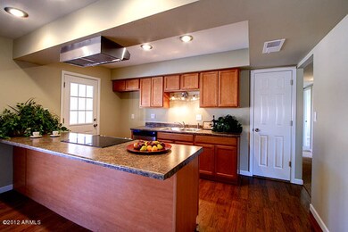 Manhatton_Kitchen_1-web