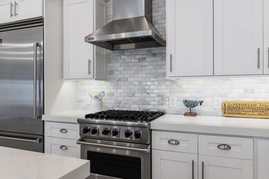 712 Ashe St -low res-38