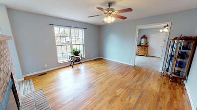 612 Dykeman Rd, Dickson, TN 37055 - photo 6