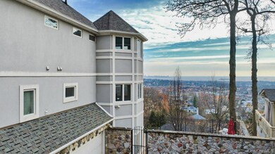 174 Douglas Rd, Staten Island, NY 10304 - photo 7