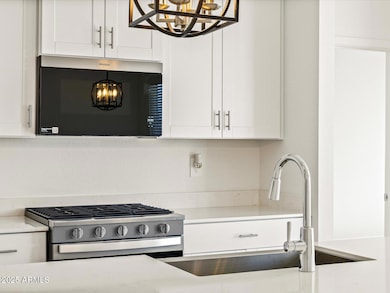 30513 Oleander Way, Buckeye, AZ 85396 - photo 6