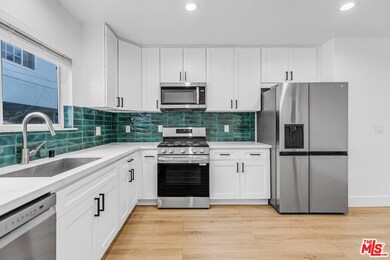 2007 Vestal Ave unit 4, Los Angeles, CA 90026 - photo 2