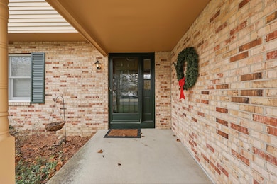 2727 Patrick Ave, Columbus, OH 43231 - photo 2