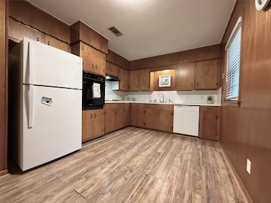 310 Ida Cir, Vidor, TX 77662 - photo 7