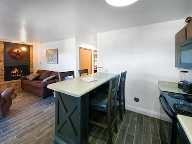 20 Squaw Valley Ln unit 301, Angel Fire, NM 87710 - photo 5