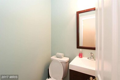 5316 Lindsay St, Fairfax, VA 22032 - photo 7