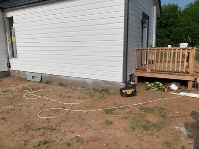 921 Lynch Bend Rd, Springtown, TX 76082 - photo 4