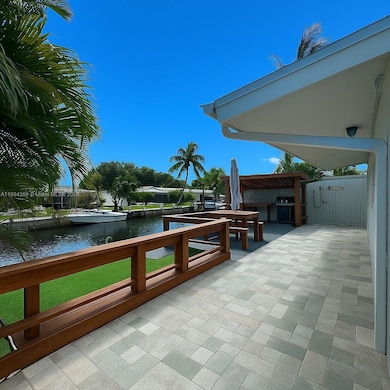 129 SW Hideaway Place, Stuart, FL 34994 - photo 4