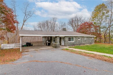 25 Old Pound Hill Rd, North Smithfield, RI 02896 - photo 4