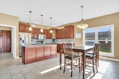 585 Sunray Dr, Shepherdsville, KY 40165 - photo 7