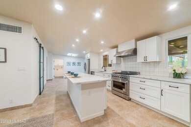 951 W Giaconda Way - MLS Images-21