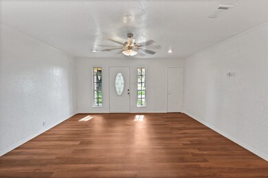 6602 Spindle Dr, Houston, TX 77086 - photo 6