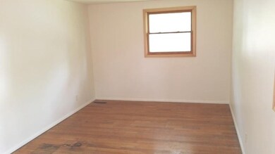 171 Sioux Ave, Carpentersville, IL 60110 - photo 6