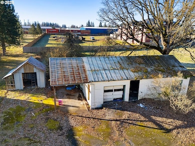 1522 W Main St, Molalla, OR 97038 - photo 6