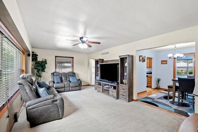 8411 5th St, Highland, IN 46322 - photo 4