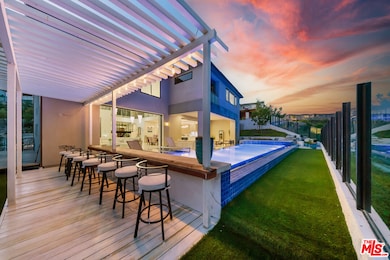 20422 W Birmingham Way, Los Angeles, CA 91326 - photo 3