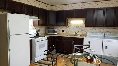 454 Daytona Rd, Columbus, OH 43228 - photo 5