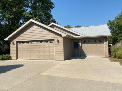 Triple car garage