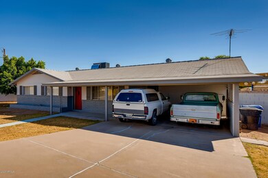 40 N Maple Mesa AZ 85205 USA-large-001-0