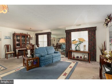 717 Chickory Dr, Mount Laurel, NJ 08054 - photo 6