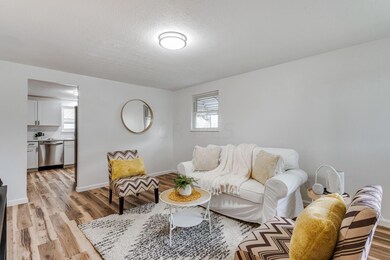 4040 Randell Rd, Columbus, OH 43228 - photo 6