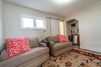 506 N Elm