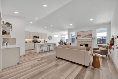 412 Needlegrass Ln, Kalispell, MT 59901 - photo 2