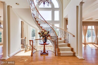 3520 Saint Augustine Ln, Oakton, VA 22124 - photo 2