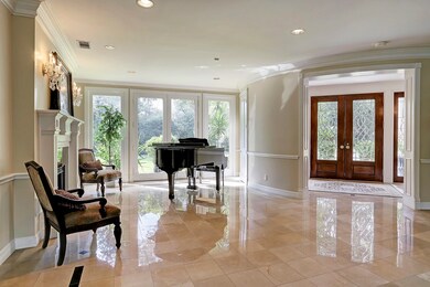 9 Stillforest St, Houston, TX 77024 - photo 5