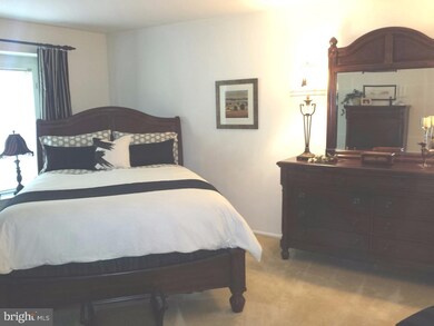 303 Pritchard Place unit 303, Newtown Square, PA 19073 - photo 5