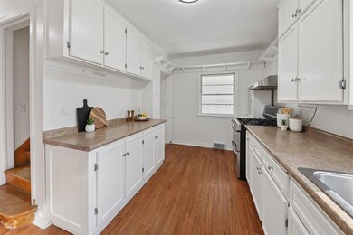 3301 52nd St, Des Moines, IA 50310 - photo 7