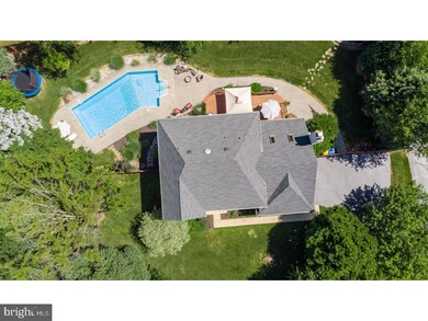 10 Woodsview Dr, Garnet Valley, PA 19060 - photo 3