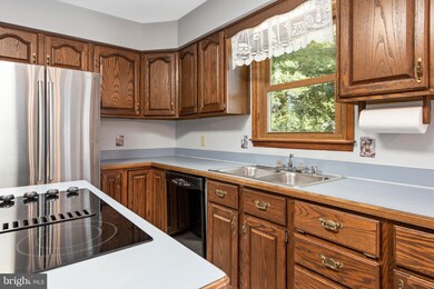 243 Choptank Rd, Stafford, VA 22556 - photo 4