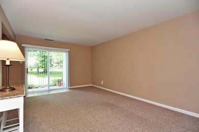 42 Belfast Dr, North Wales, PA 19454 - photo 4