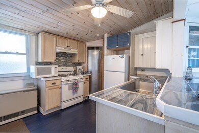 12 Evergreen Ave, Old Orchard Beach, ME 04064 - photo 4