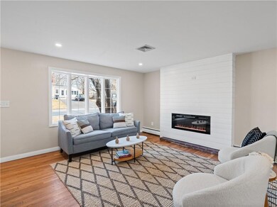 34 Dwight St, Cumberland, RI 02864 - photo 3