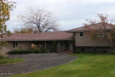 3 Front of house
