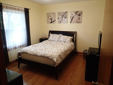 1585 Whitcomb Ave, Des Plaines, IL 60018 - photo 6