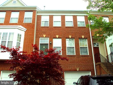 2513 Woodrow Wilson Dr, Herndon, VA 20171 - photo 2