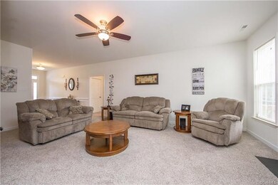 Entertaining will be a pleasure in this room - ple