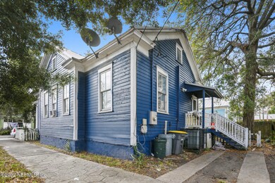 202146_003_1600x1067_mls